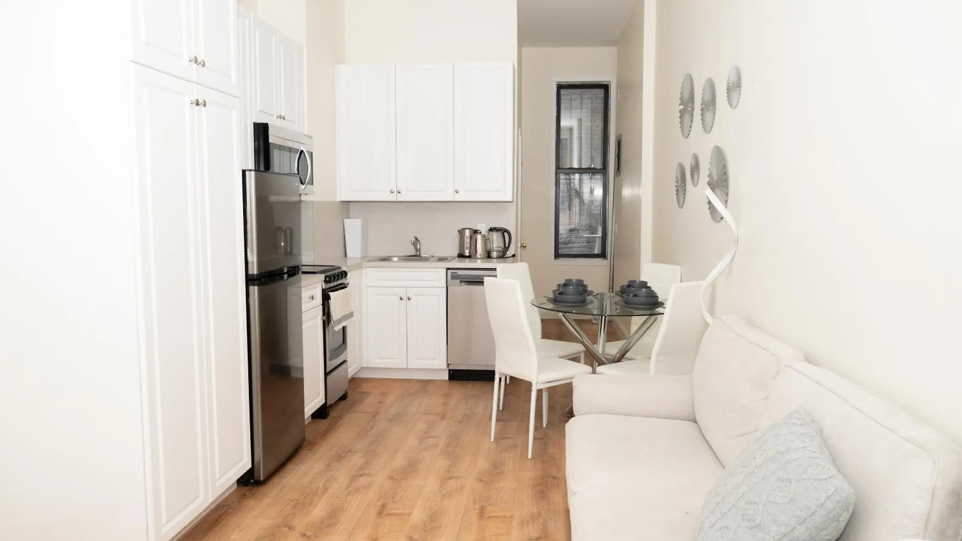 East Village Center Apartment W Full Amenities Great New York Location 米国